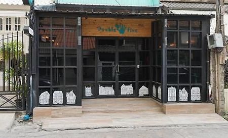 Double Five Bangkok Exterior foto