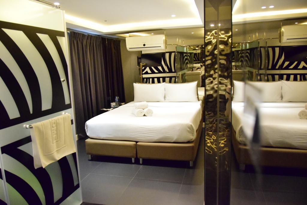 Double Five Bangkok Exterior foto