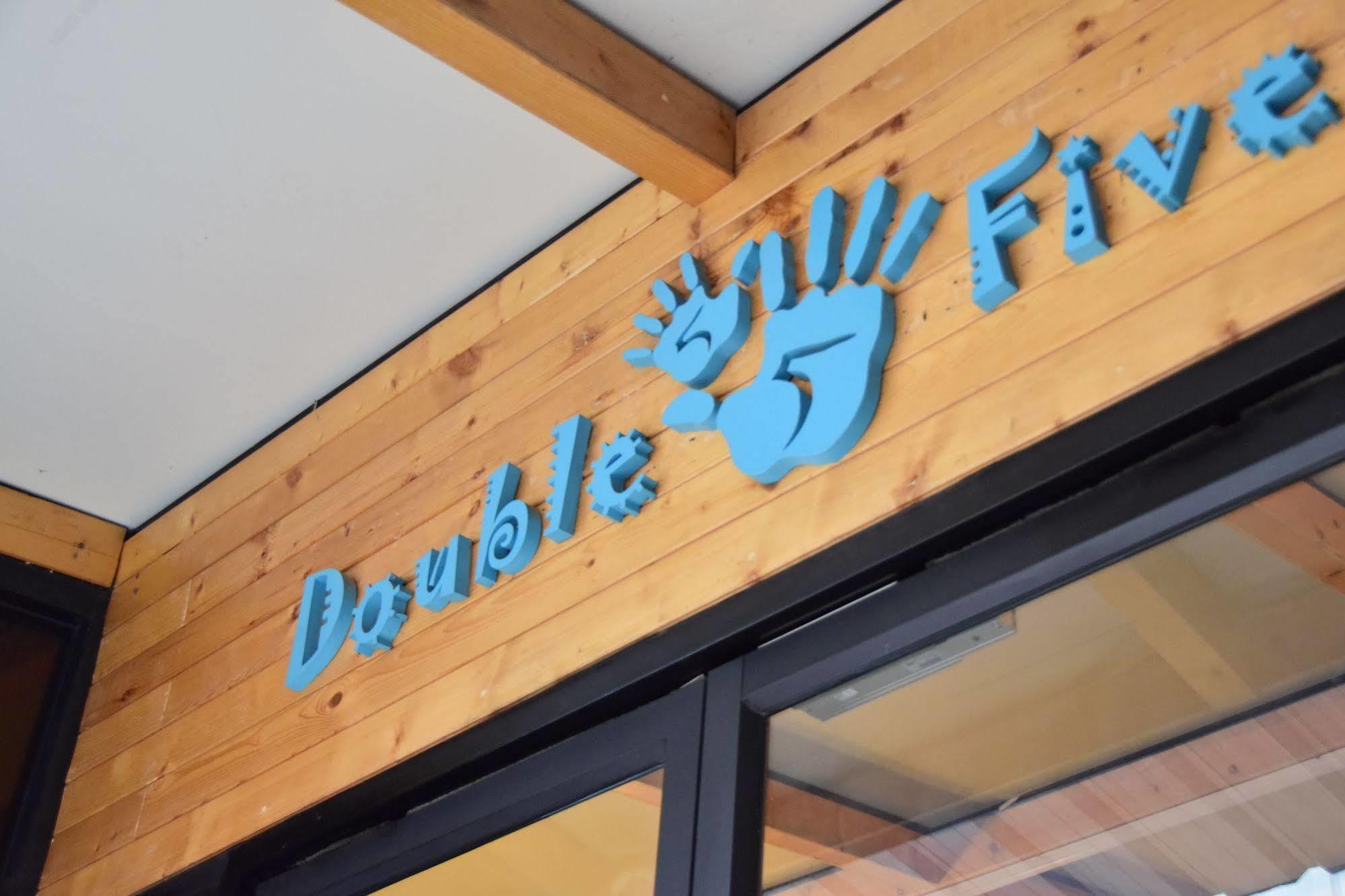 Double Five Bangkok Exterior foto